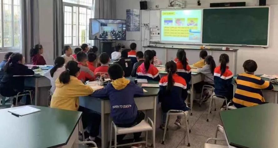 英語互聯(lián)網(wǎng)課的新聞報(bào)(英語新聞教學(xué))