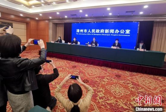 漳州市互聯(lián)網(wǎng)新聞中心工作時(shí)間(漳州市互聯(lián)網(wǎng)新聞中心工作時(shí)間幾點(diǎn))