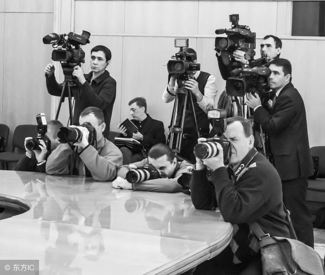 互聯(lián)網(wǎng)上的新聞特寫(互聯(lián)網(wǎng)新聞報道的新特點)