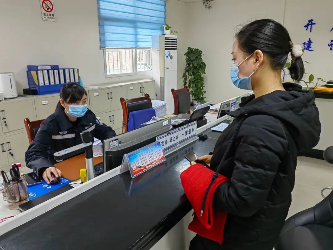 鄉(xiāng)鎮(zhèn)推行政務(wù)互聯(lián)網(wǎng)新聞(鄉(xiāng)鎮(zhèn)推行政務(wù)互聯(lián)網(wǎng)新聞報(bào)道)