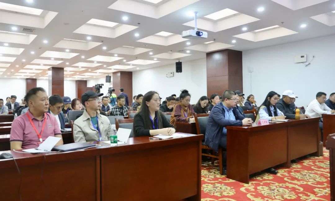 青海省互聯網新聞(青海省互聯網新聞中心地址)