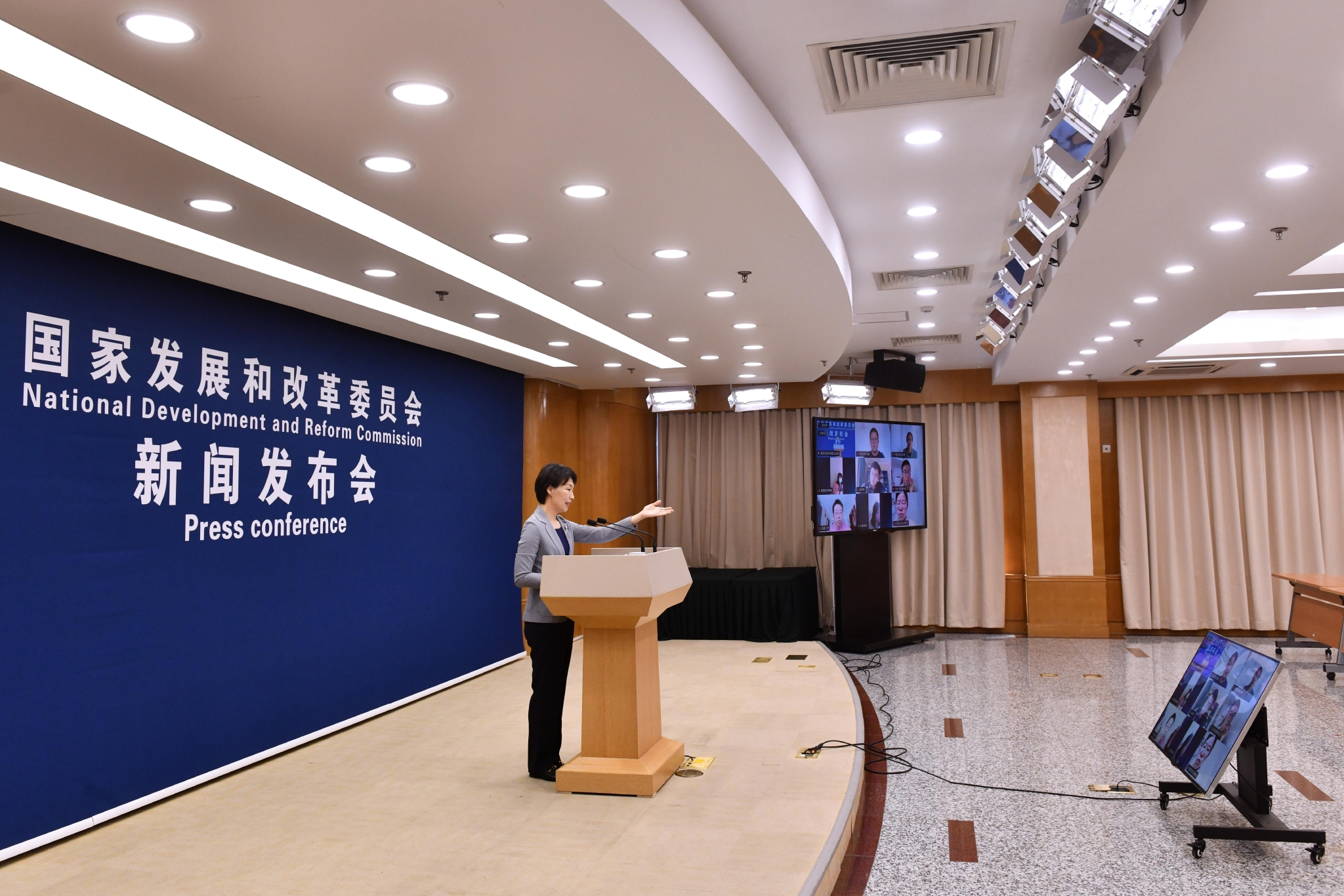 互聯網傳媒新聞發布會主題(互聯網傳媒新聞發布會主題是什么)